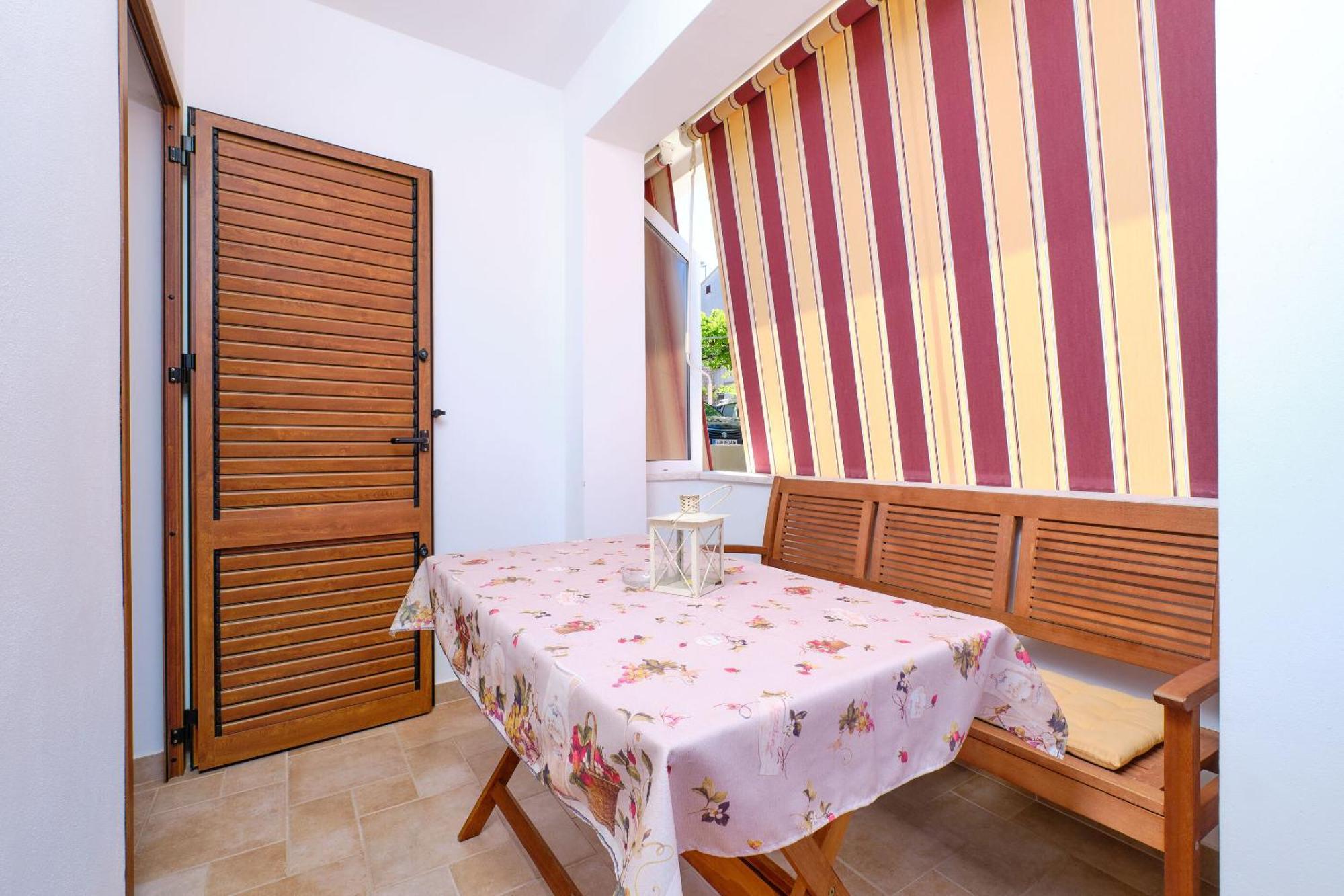 Apartments Enna Mali Lošinj Εξωτερικό φωτογραφία