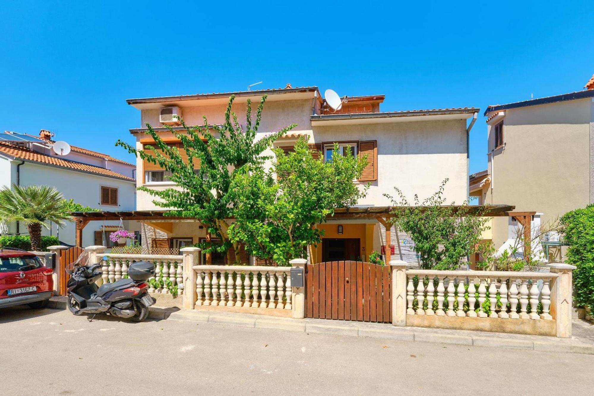 Apartments Enna Mali Lošinj Εξωτερικό φωτογραφία