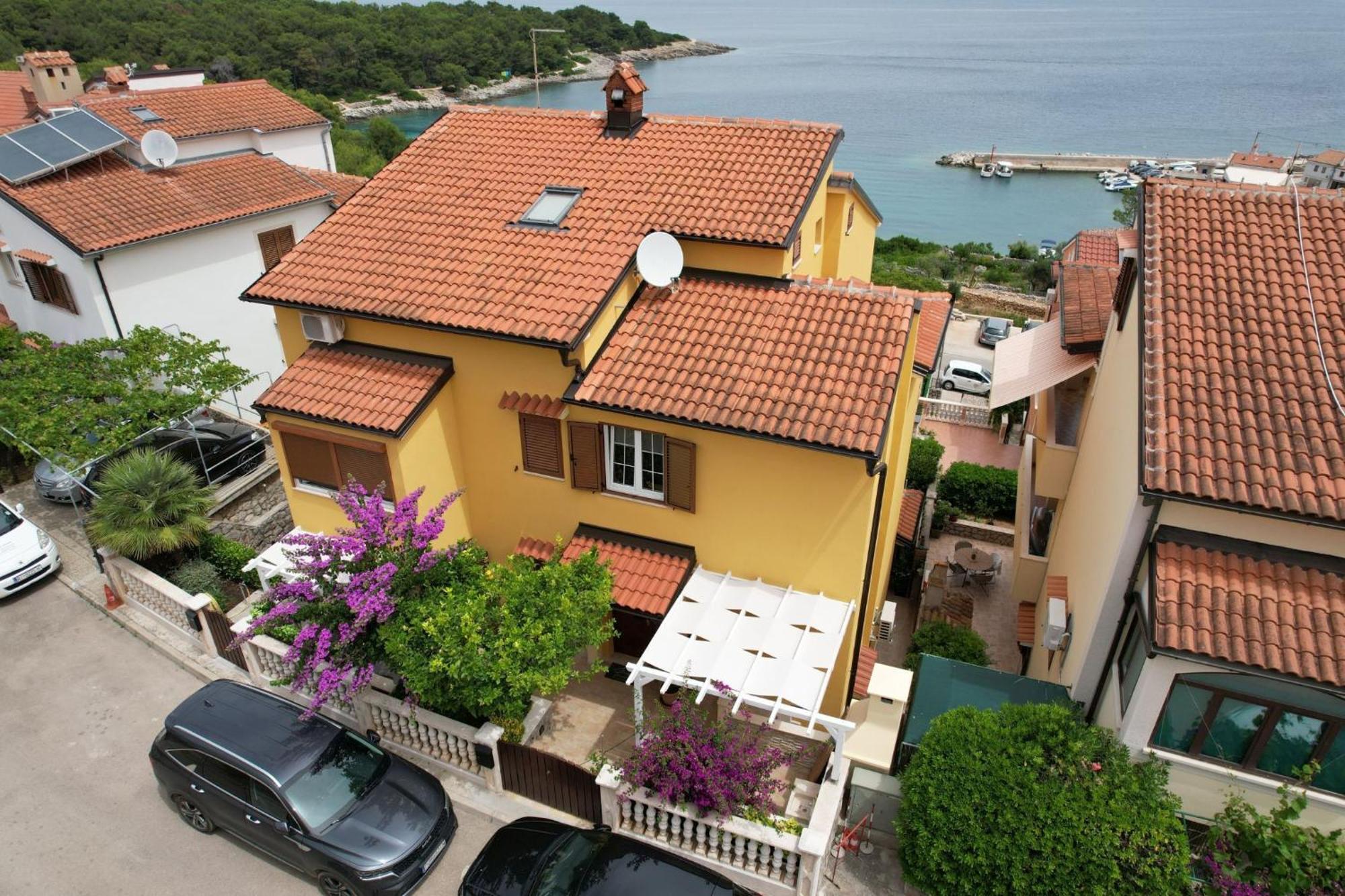 Apartments Enna Mali Lošinj Εξωτερικό φωτογραφία